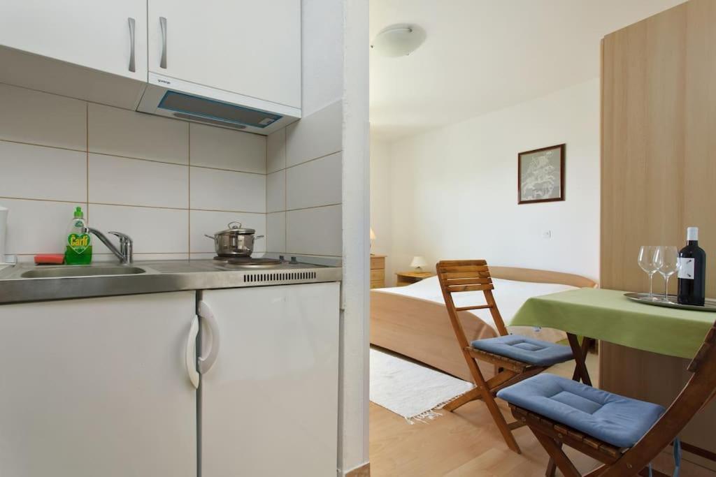 Apartment Stefani Хвар Екстер'єр фото